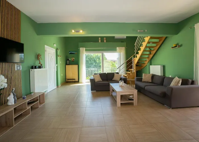 Apartment Alex House Kouramaditika